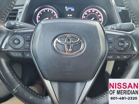 Used 2024 Toyota Camry SE image 17