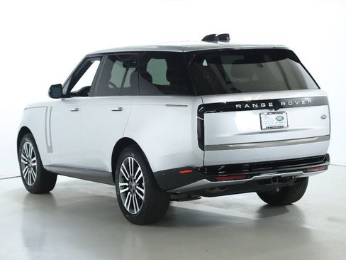 Used 2023 Land Rover Range Rover SE image 5