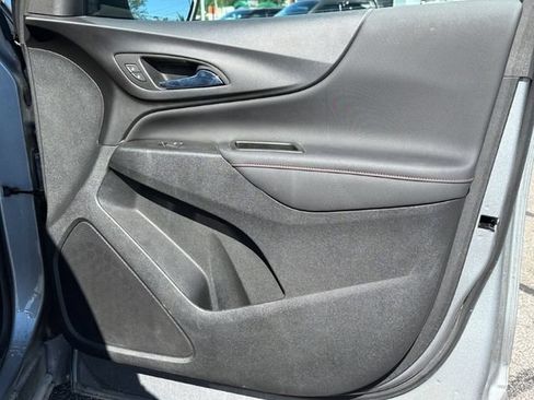 Used 2023 Chevrolet Equinox RS FWD image 21
