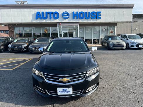 Used 2018 Chevrolet Impala Premier FWD image 2