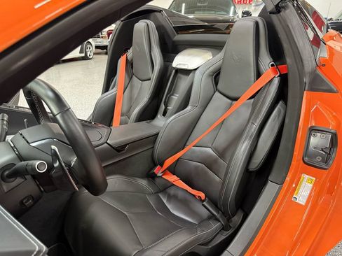 Used 2022 Chevrolet Corvette Stingray Preferred Conv w/ Z51 Performance Package RWD image 15
