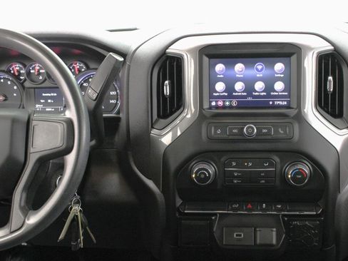 Used 2020 Chevrolet Silverado 1500 Custom w/ Custom Value Package image 51