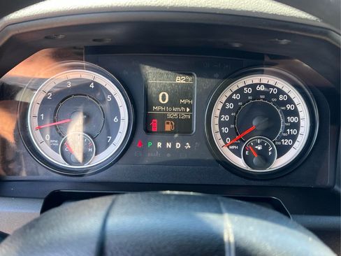 Used 2017 RAM 1500 Express AWD/4WD image 23
