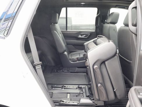 Used 2022 Chevrolet Tahoe Z71 w/ Luxury Package image 42