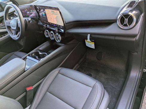 New 2026 Chevrolet Blazer EV LT AWD/4WD image 33