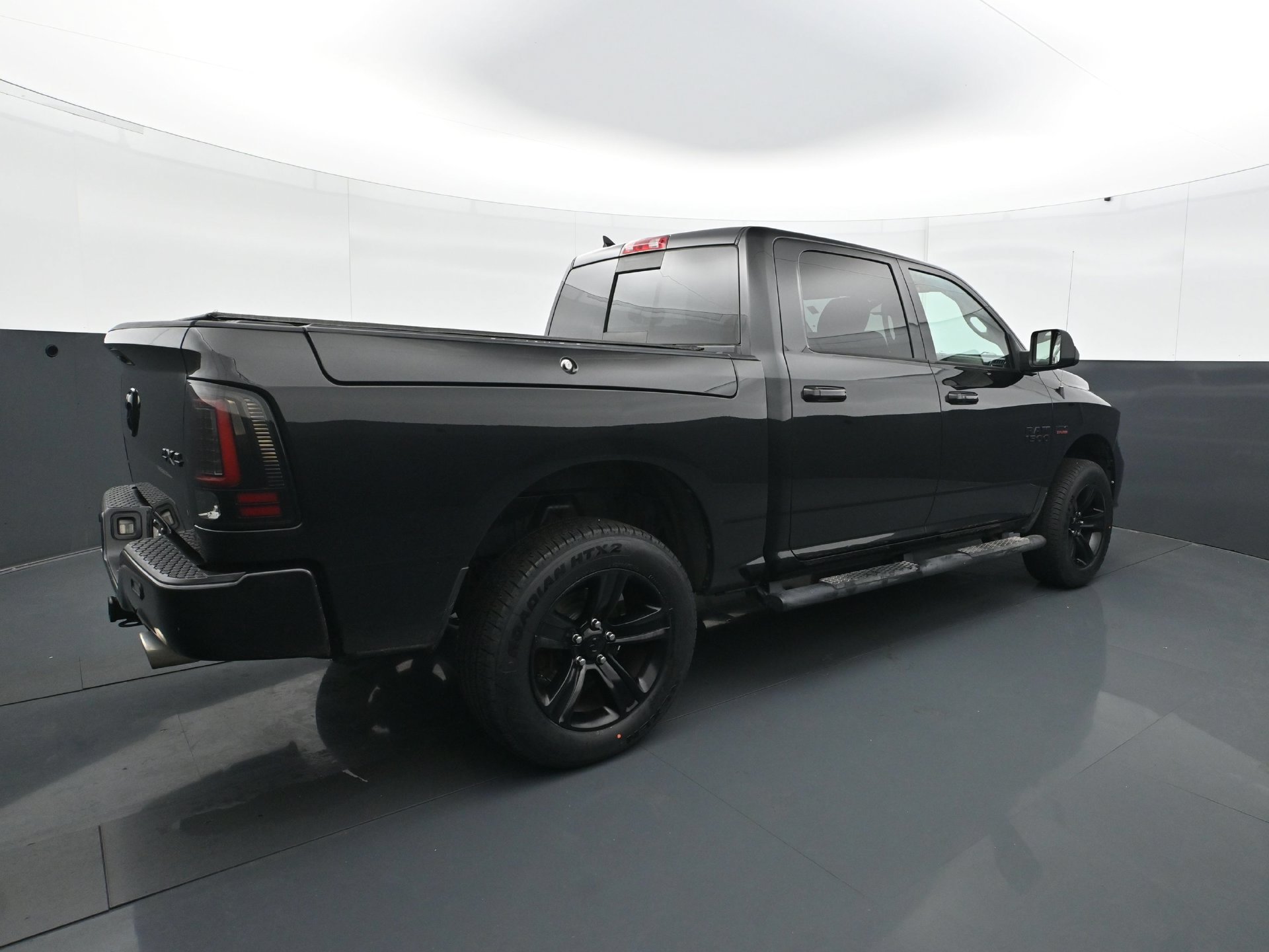 Used 2015 RAM 1500 Sport w/ Black Ram 1500 Sport Group AWD/4WD image 7