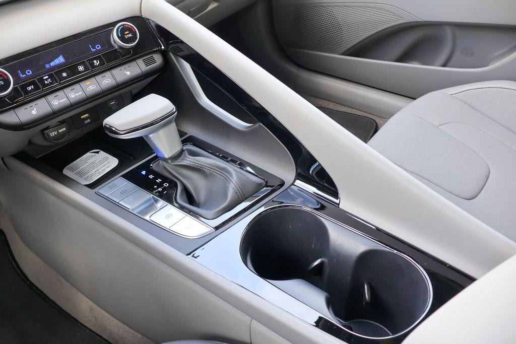 New 2026 Hyundai Elantra SEL Sport Premium FWD image 16