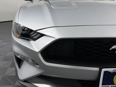 Used 2018 Ford Mustang Premium w/ Equipment Group 201A RWD image 4