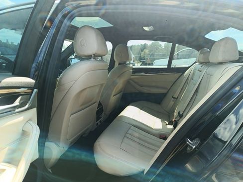 Used 2019 BMW 540i w/ Convenience Package image 17