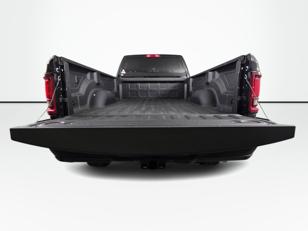 New 2026 RAM 2500 Big Horn AWD/4WD image 17