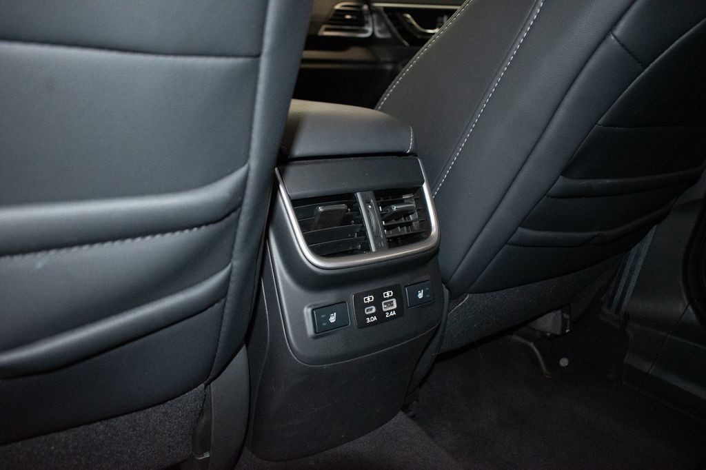 Used 2024 Subaru Outback Limited XT w/ Popular Package #2 AWD/4WD image 24