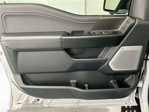 Used 2025 Ford F150 Raptor AWD/4WD image 23