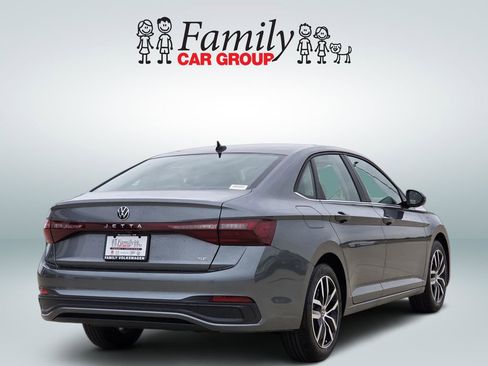 New 2026 Volkswagen Jetta SE FWD image 4