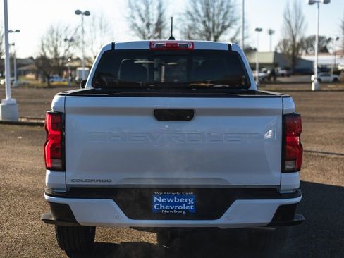 New 2025 Chevrolet Colorado LT w/ LT Convenience Package image 16