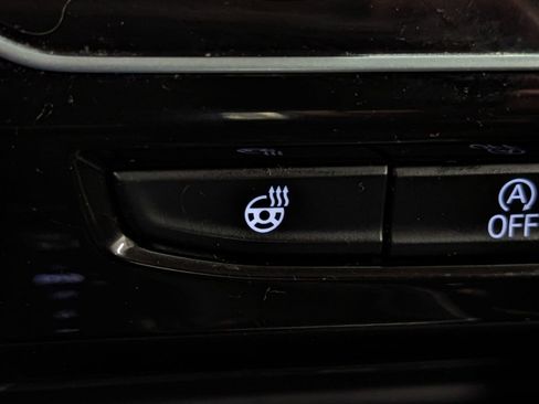 Used 2019 Volkswagen Atlas SEL image 28