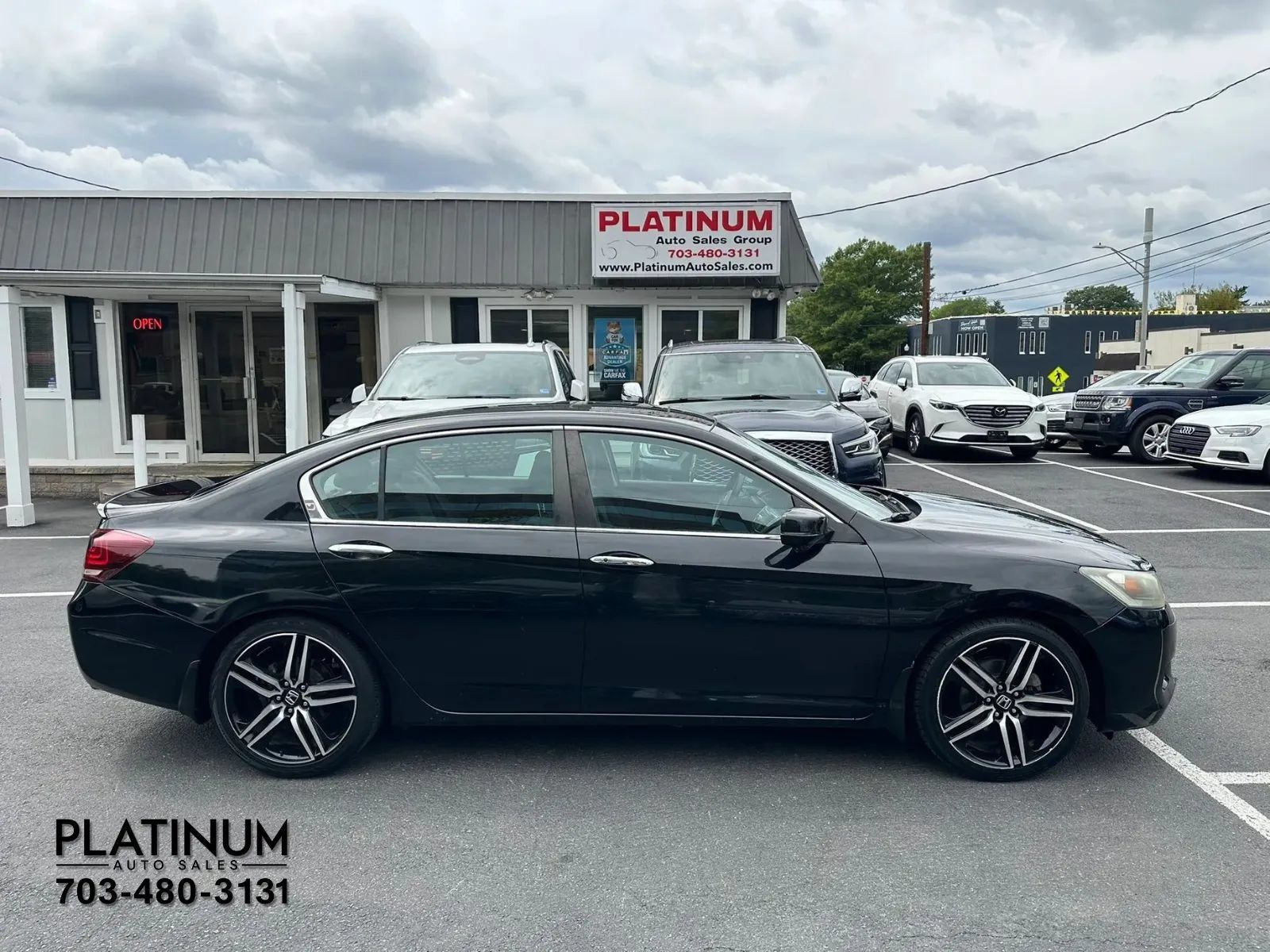 Used 2013 Honda Accord EX image 2