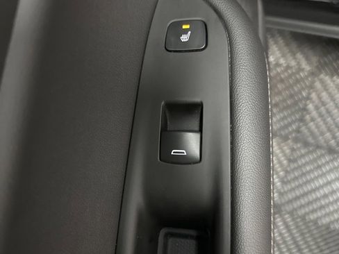 Used 2024 Chevrolet Blazer Premier w/ Enhanced Convenience Package image 36