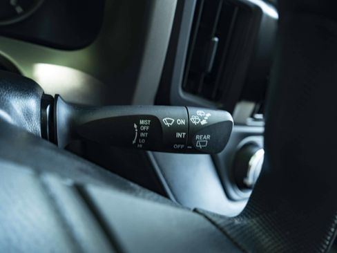 Used 2016 Toyota RAV4 LE FWD image 24