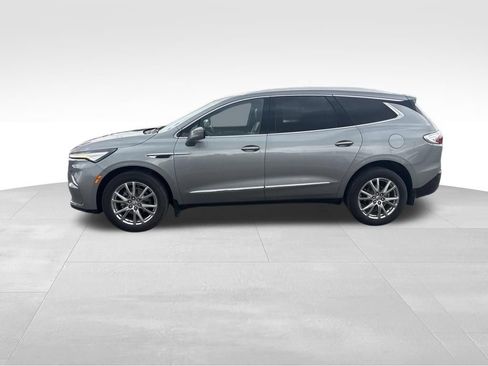 Used 2023 Buick Enclave Premium AWD/4WD image 3