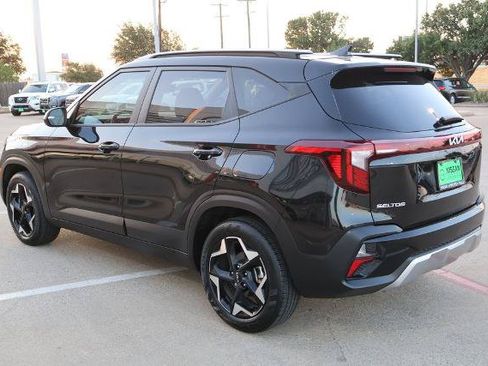 Used 2025 Kia Seltos S FWD image 8
