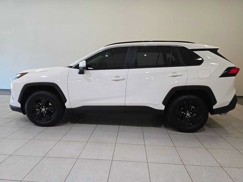 Used 2023 Toyota RAV4 XLE w/ Convenience Package AWD/4WD image 3