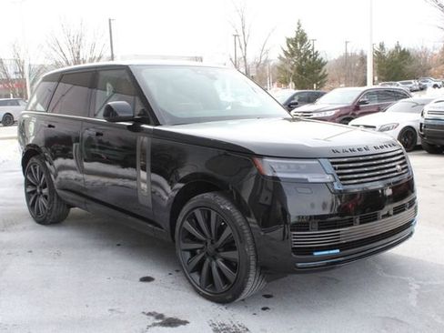New 2026 Land Rover Range Rover SV image 9