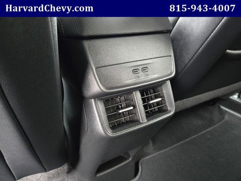 Used 2026 Chevrolet Equinox LT w/ Convenience Package II image 28