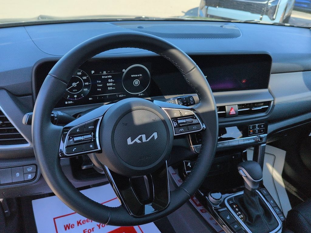Used 2026 Kia Seltos EX w/ EX Sunroof Package AWD/4WD image 9
