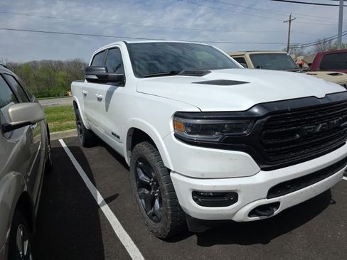 Used 2022 RAM 1500 Limited w/ Night Edition image 5