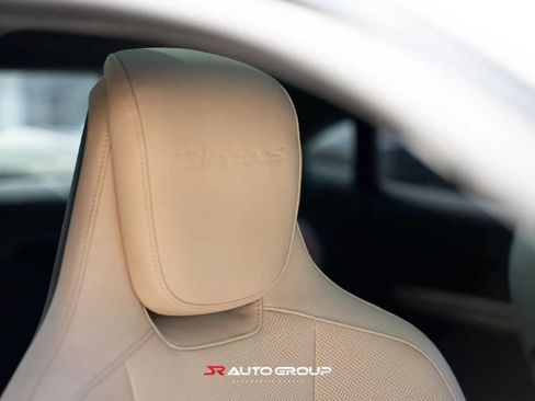 Used 2020 Porsche Taycan AWD/4WD image 20