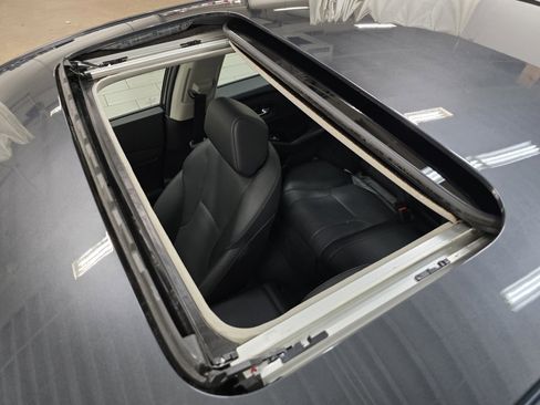 Used 2024 Honda Accord Touring image 3