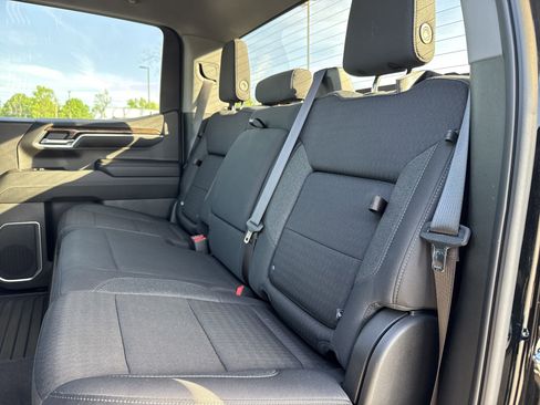 Used 2023 GMC Sierra 1500 Elevation image 31