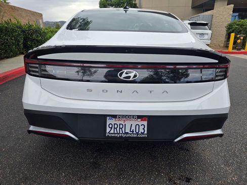 Certified 2025 Hyundai Sonata SE image 8
