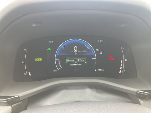 Used 2026 Toyota Camry SE image 10