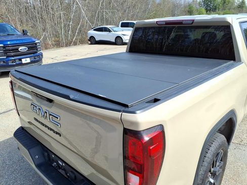 Used 2023 GMC Sierra 1500 Elevation AWD/4WD image 10