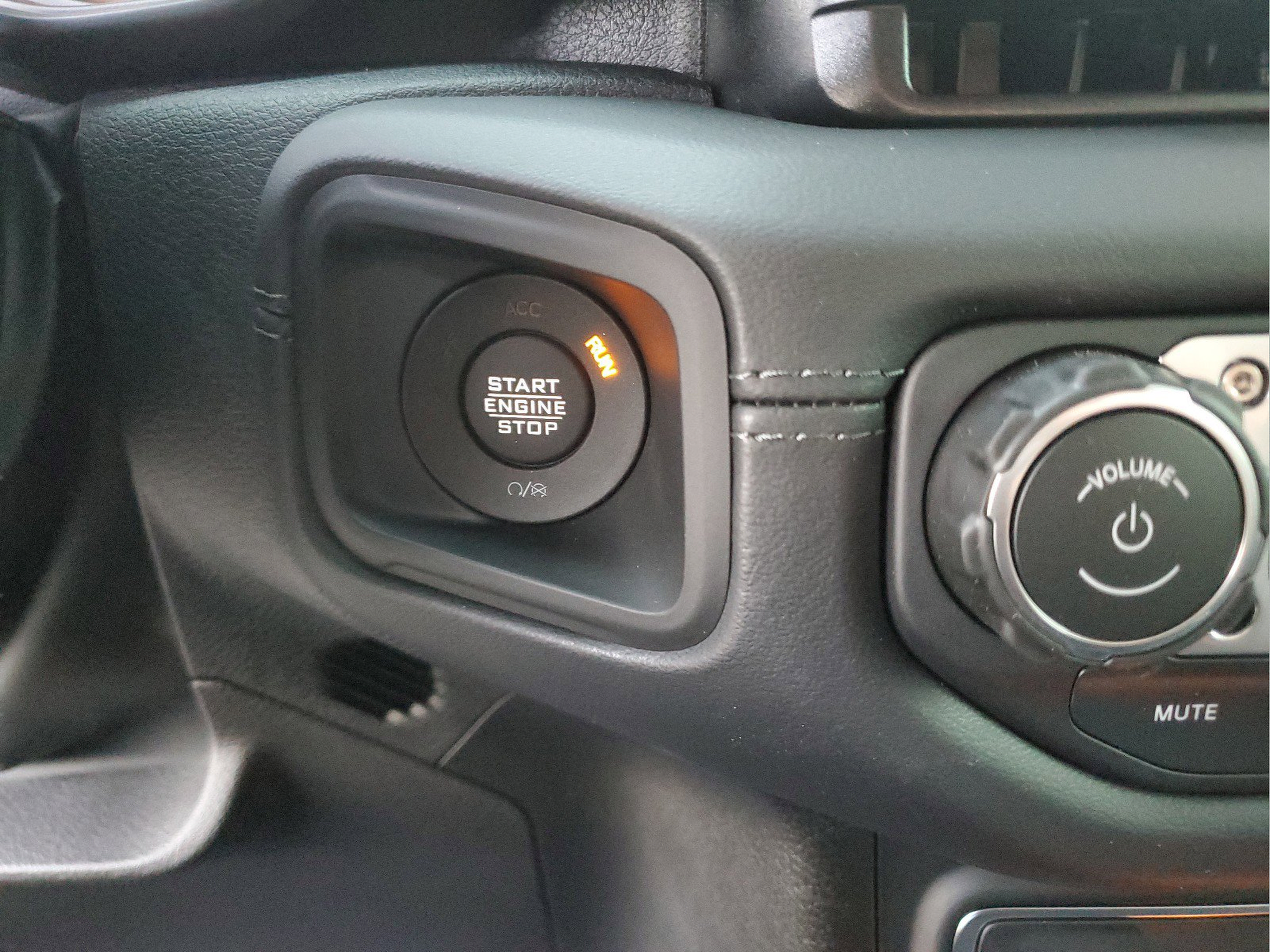 New 2026 Jeep Wrangler Unlimited Sahara AWD/4WD image 21