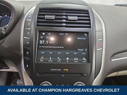 Used 2018 Lincoln MKC Reserve w/ Lincoln MKC Climate Package image 17