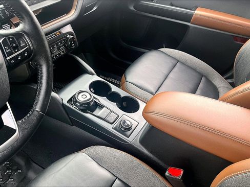 Used 2023 Ford Bronco Sport Outer Banks image 13