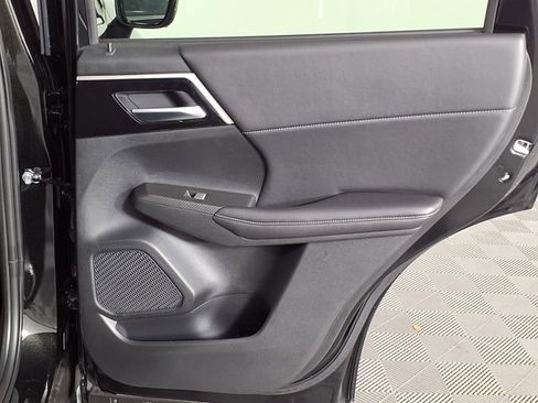 New 2025 Mitsubishi Outlander SE AWD/4WD image 10