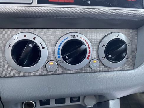 Used 2010 Toyota Tacoma 4x4 Double Cab image 18