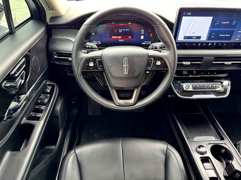 Used 2024 Lincoln Corsair FWD w/ Equipment Group 101A image 23