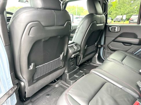 New 2026 Jeep Wrangler Unlimited Rubicon AWD/4WD image 24