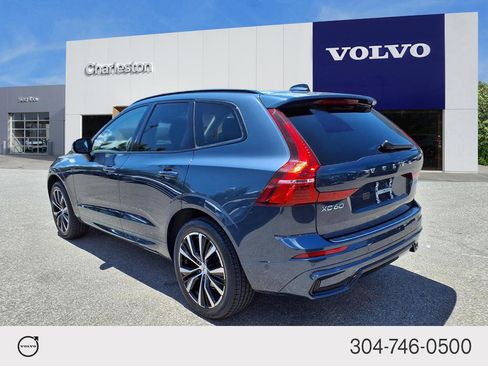 Certified 2023 Volvo XC60 B5 Plus AWD/4WD image 5