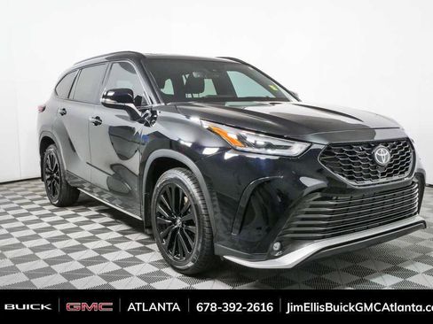 Used 2024 Toyota Highlander XSE FWD image 1
