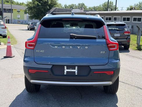 Used 2023 Volvo XC40 B5 Plus w/ Climate Package AWD/4WD image 21