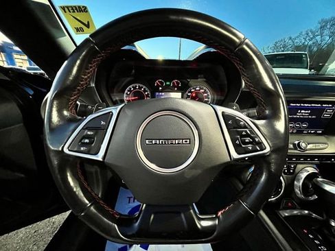 Used 2022 Chevrolet Camaro LT image 24