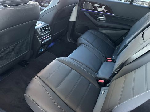 New 2026 Mercedes-Benz GLS 450 4MATIC image 9