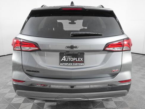 Used 2023 Chevrolet Equinox RS image 6