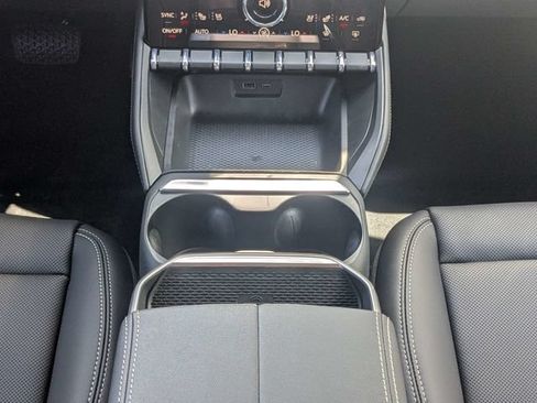 New 2027 GMC Terrain Elevation w/ Elevation Premium Package FWD image 20