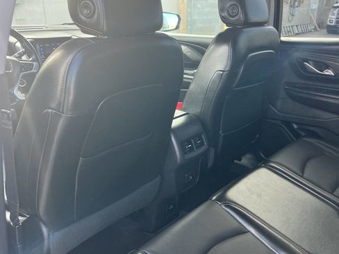 Used 2020 GMC Terrain SLT w/ Preferred Package image 12